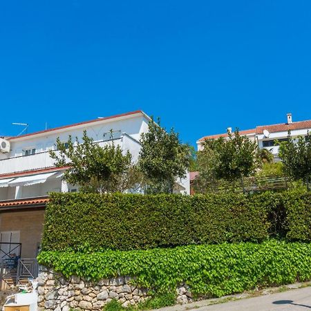 Apartments Jadranka Драмал Екстериор снимка