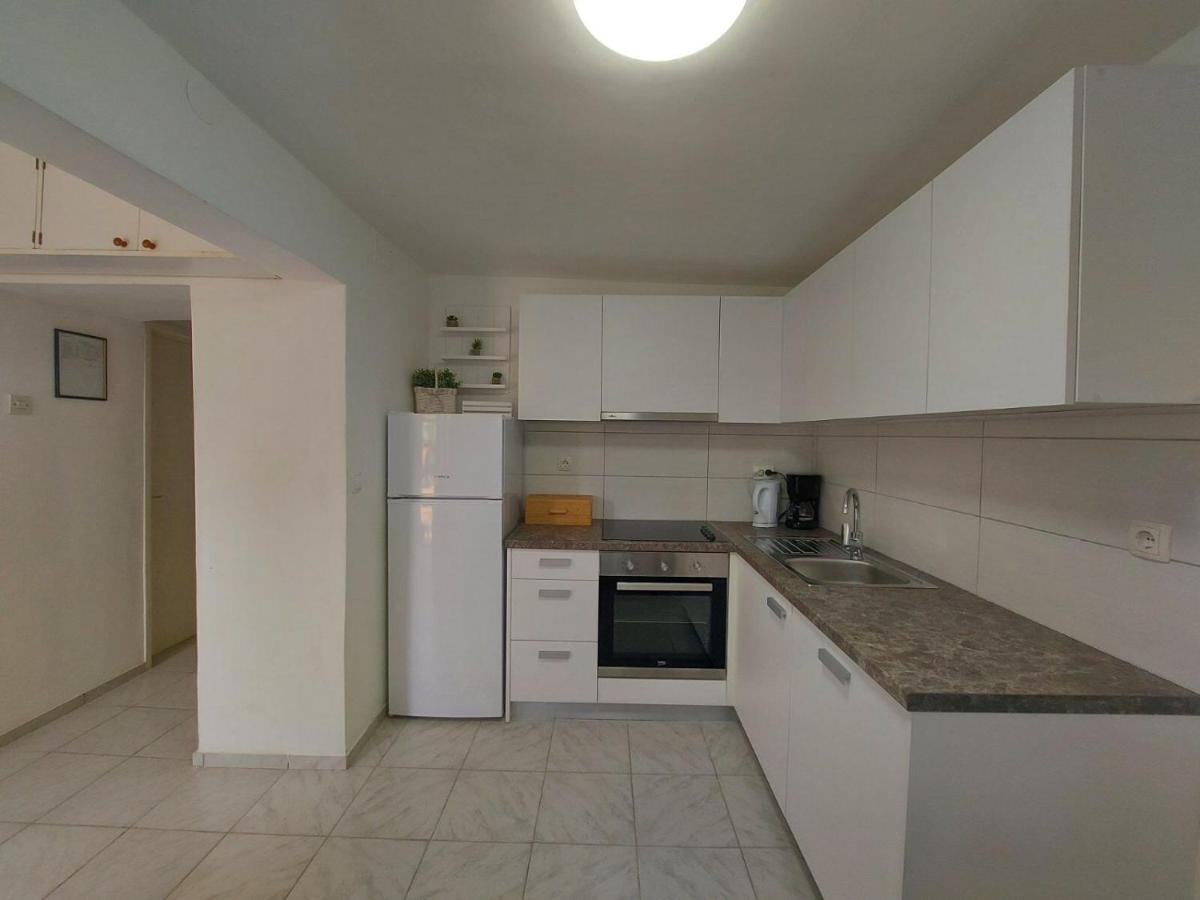 Apartments Jadranka Драмал Екстериор снимка
