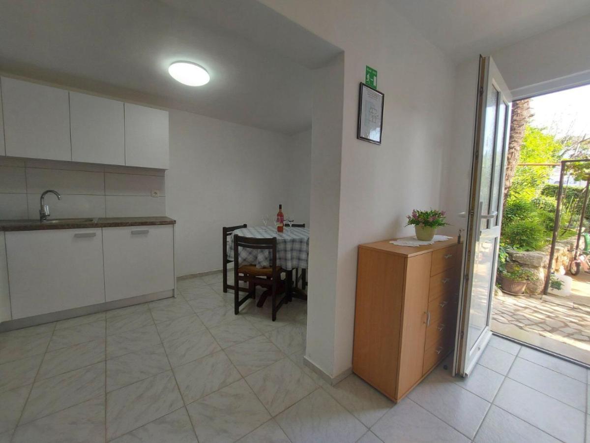 Apartments Jadranka Драмал Екстериор снимка