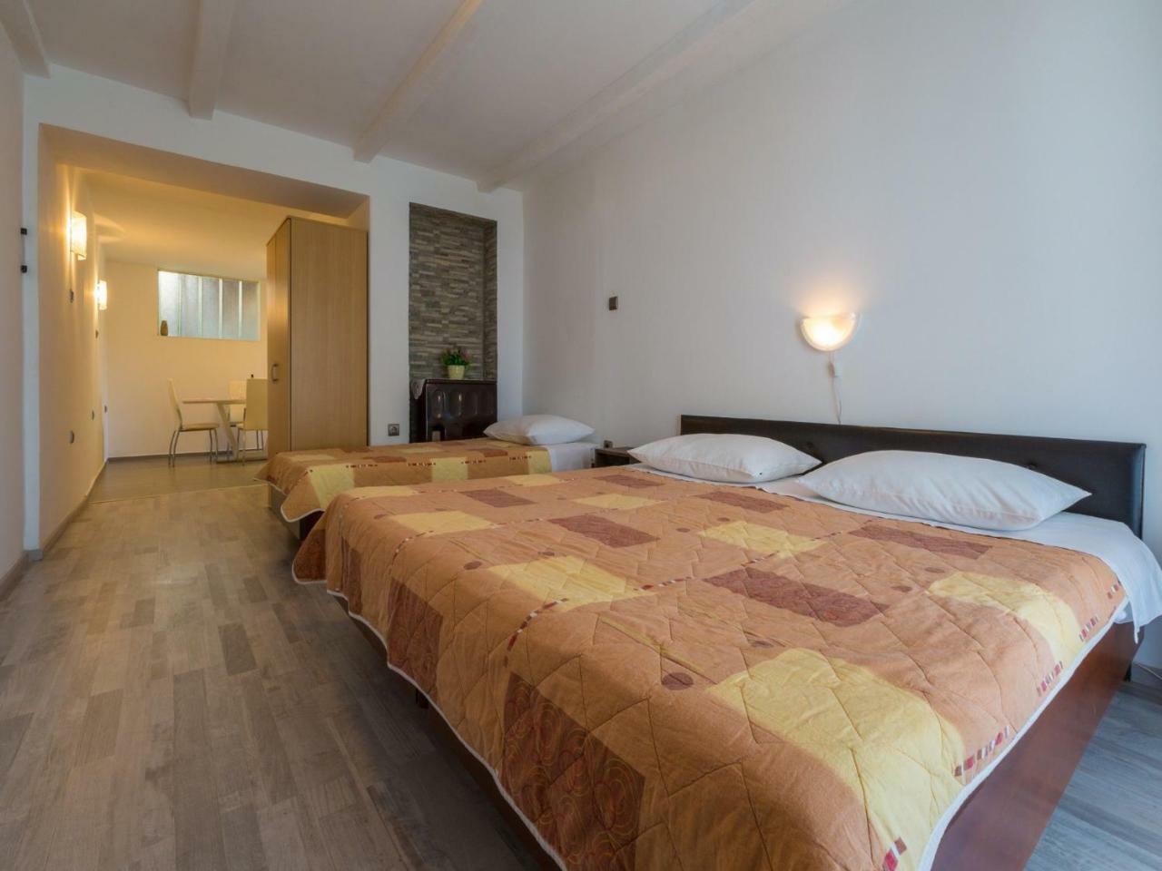 Apartments Jadranka Драмал Екстериор снимка
